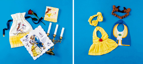 2017手办,抱着手机的手办