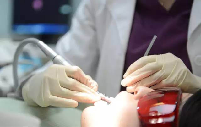 拜博洗牙如何,拜博超声波洗牙和舒适洁牙的区别