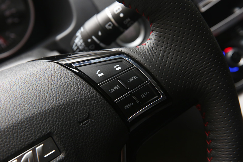 2017款哈弗h6红标2.0t智尚版评测,哈弗h62017款红标1.5t精英型油耗