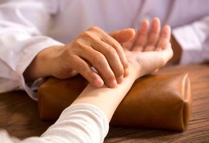 湿疹治疗花3000多正常吗,湿疹去除要多少钱