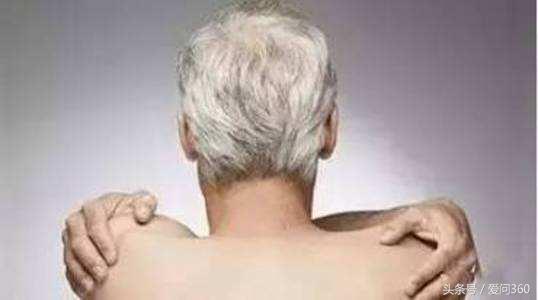 白头发都是从哪里开始发白,白头发长在哪里最为危险