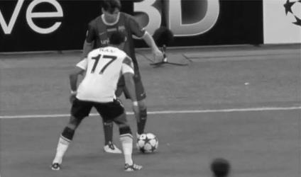 足球过人教学c罗扣球,足球虚晃扣球过人