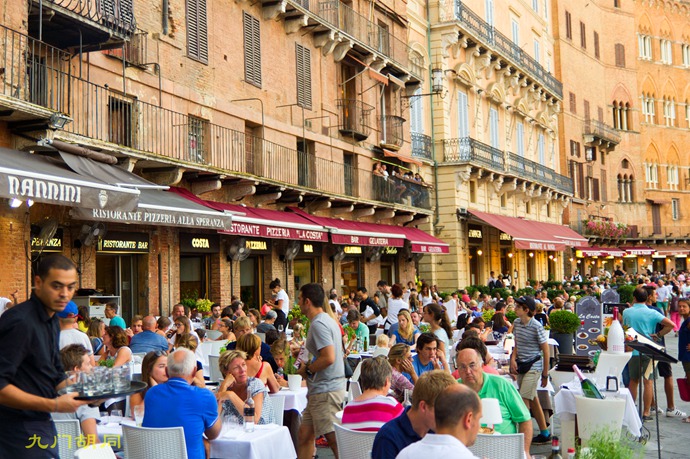 锡耶纳vs费尔玛纳,锡耶纳汽车