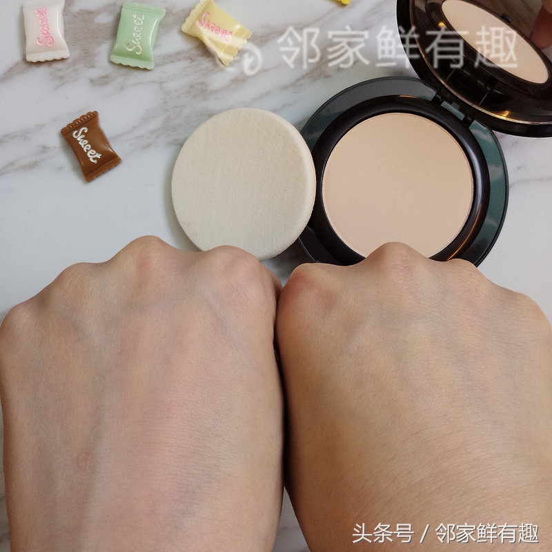 女神的秘密*器武**,神级粉饼Laura Mercier唤颜凝露