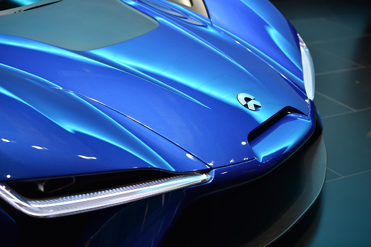 腾龙70-200镜头a025停产了吗,腾龙70-210内变焦镜头