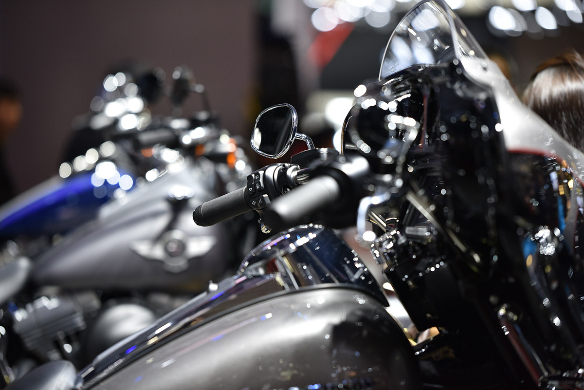 腾龙70-200镜头a025停产了吗,腾龙70-210内变焦镜头