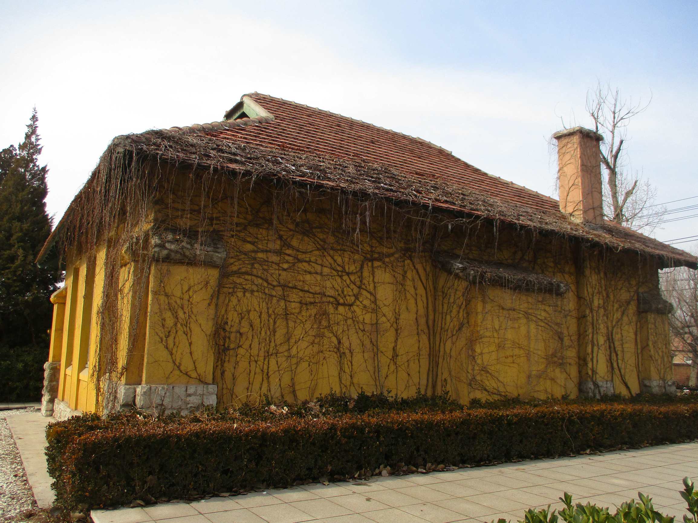 坊茨小镇游览,坊茨小镇游览攻略