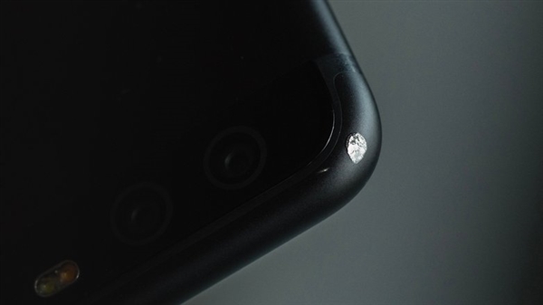 华为p10摔烂屏幕图片,华为p10被摔坏