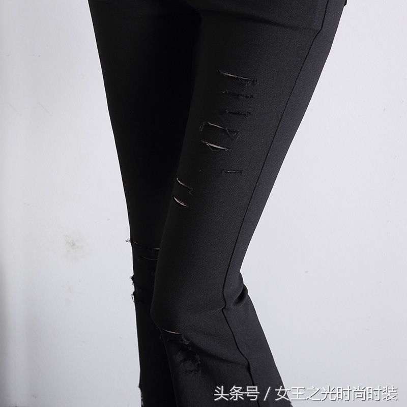女士弹性破洞黑色牛仔喇叭裤,白色破洞微喇牛仔裤女春秋季