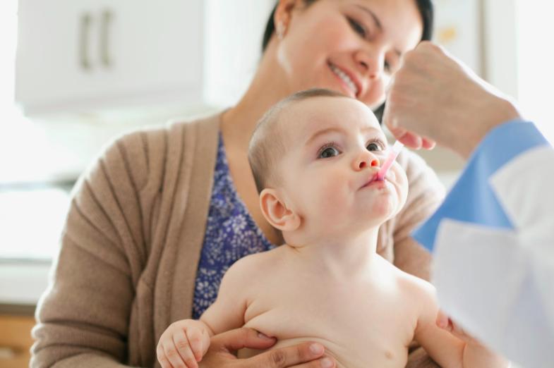 宝宝喂药不到位有什么办法,宝宝喂药难宝妈机智化解