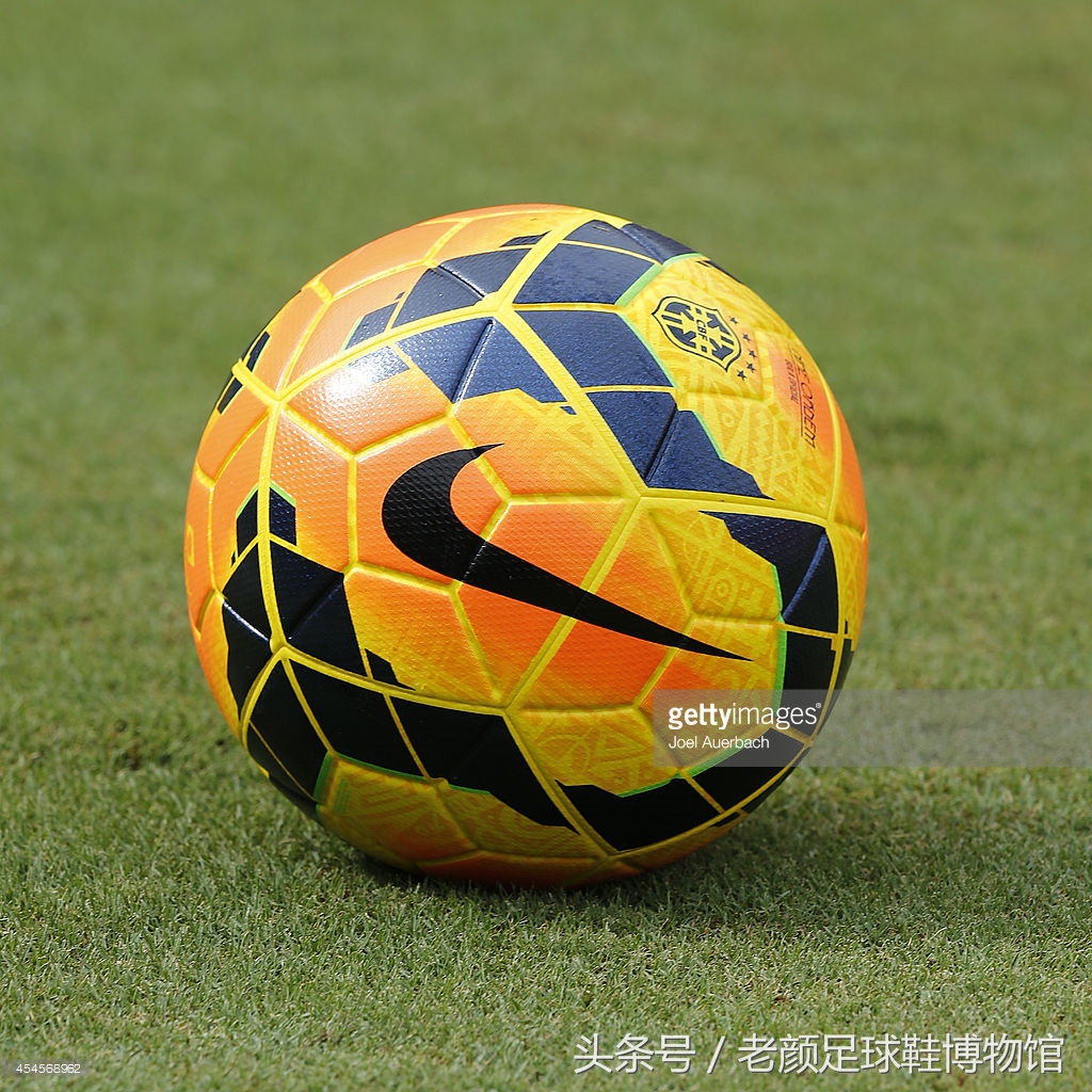 西班牙国家德比c罗高光时刻,西班牙国家德比梅西精彩表现