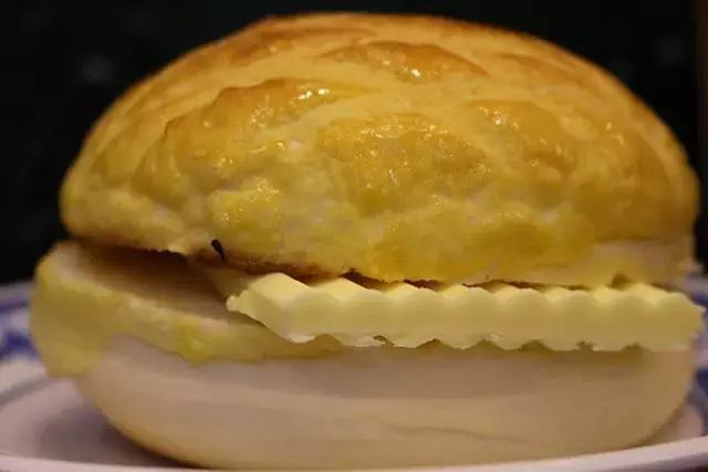 “遭受”十万伏特暴击!20只皮卡丘惊喜出没,要被萌哭了!