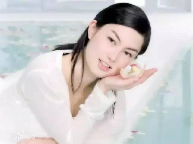 当年令人惊艳的玉兰油,玉兰油姐姐的照片