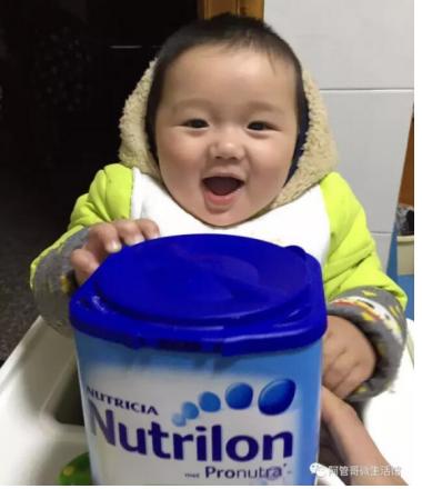 揭开2017宝妈们疯狂选购进口奶粉的真相，说出来你也许不信