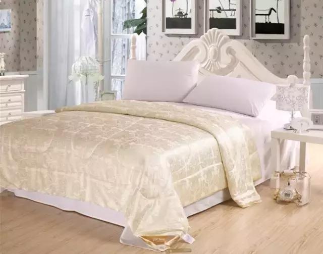 被子长时间不用有霉味怎么处理,被子去除霉味要晒多久干