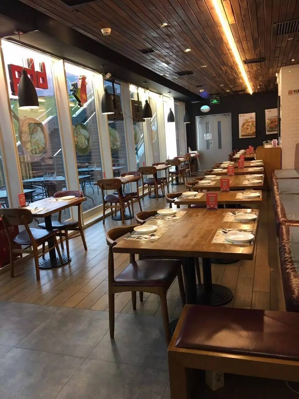 什么！我没听错吧！1元就能吃到招牌菜！这家人家的生日宴也太豪气了吧！