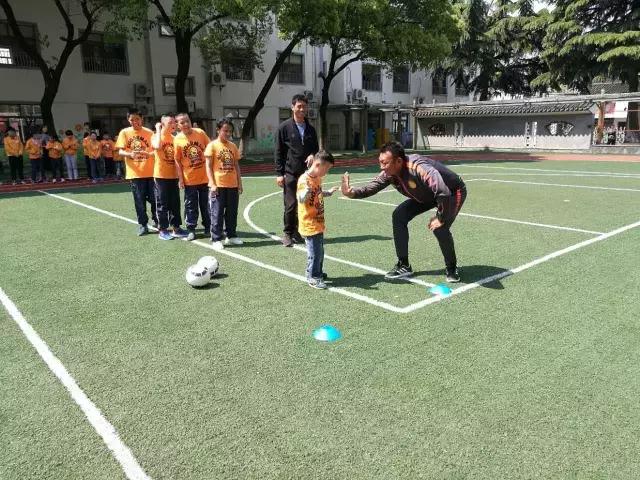 小球大爱公益足球赛,小球大爱公益联赛