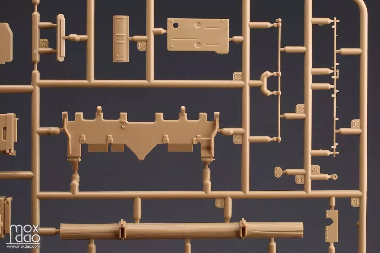 MENG出品的俄罗斯BMR-3M装甲扫雷车｜板件开盒