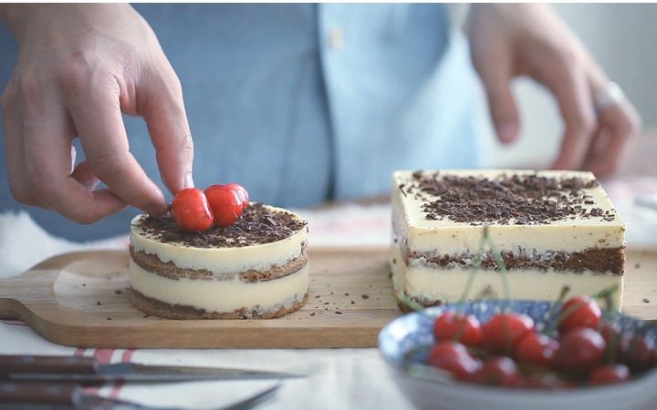 吃了十多年的东西看了一下配方,吃了这么多年的蛋糕