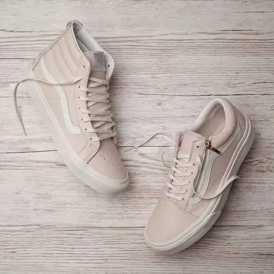 小白鞋已经out了，小粉鞋集锦，穿出公主范