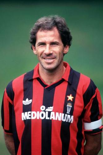 意甲巨星米兰队长被“带帽”?与妻子都是白人,却生下黑人儿子