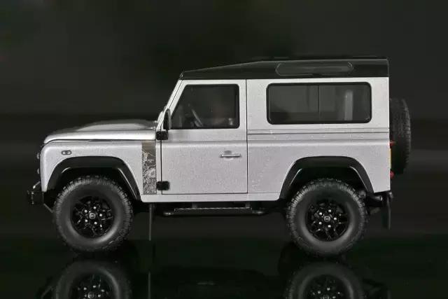 一辆路虎200万,路虎一百多万的