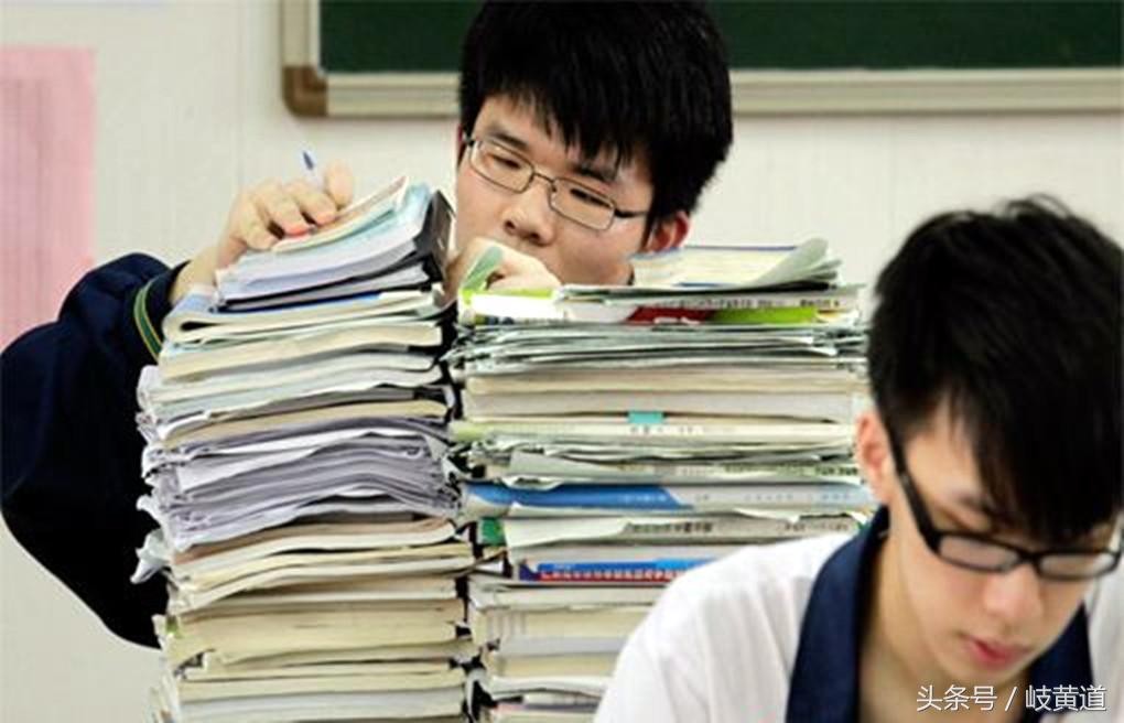 血压高，腿肿，小便还有泡沫？可能是1种肾病的征兆