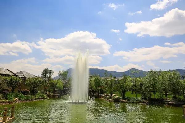 滇池度假区华邑酒店,昆明南亚之门华邑酒店