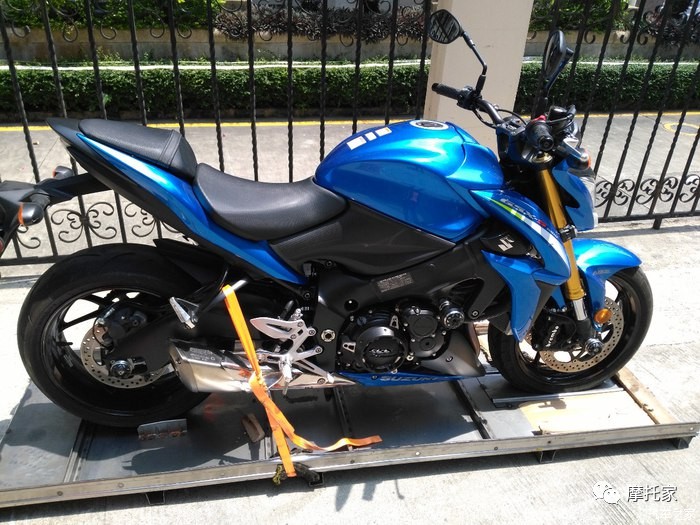 铃木gsxs1000提车测评,17款铃木gsx-s1000配置
