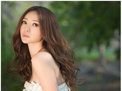 大方脸适合大波浪卷发,脸大适合大波浪卷发吗