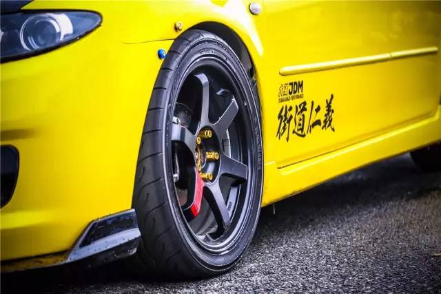 老马6合法外观改装案例,老马6改装昂克赛拉18寸轮毂