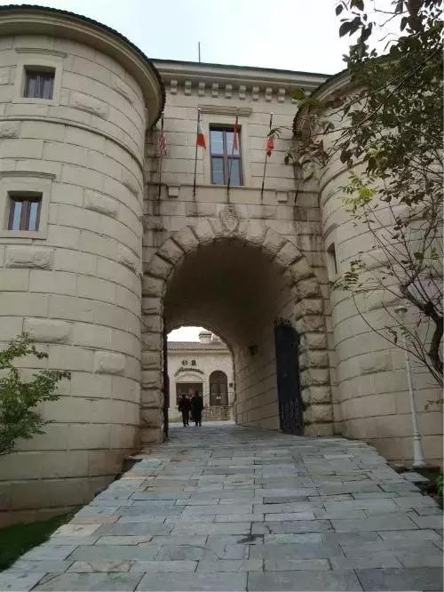 一组张裕爱斐堡酒庄实景图,蓝裕文化