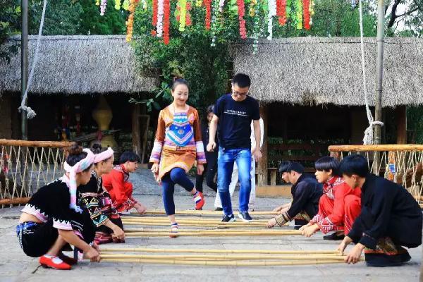 滇池度假区华邑酒店,昆明南亚之门华邑酒店