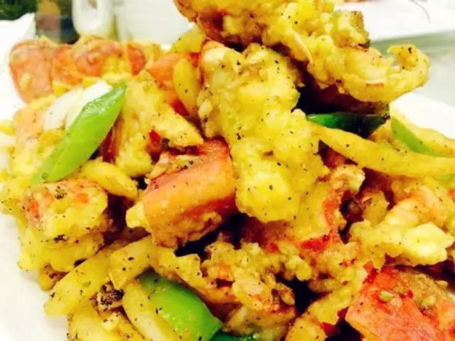 麻辣小龙虾vs蒜蓉小龙虾,中国龙虾之都麻辣小龙虾