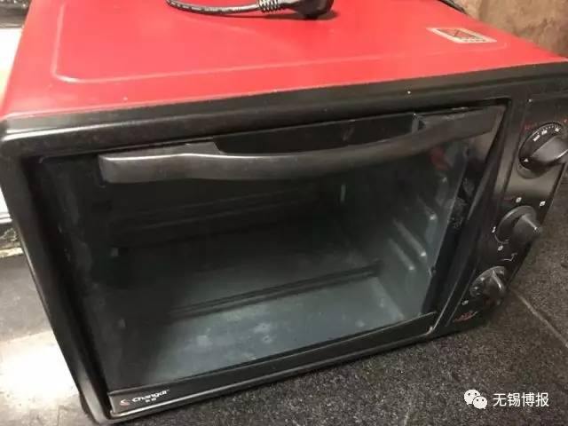 一个自律的烘焙师,一名业余的烘焙师