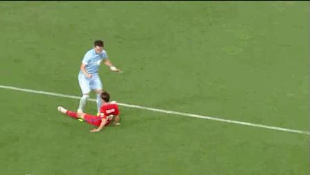 杨博宇防守失误挖大坑,秦升和李玮峰谁厉害