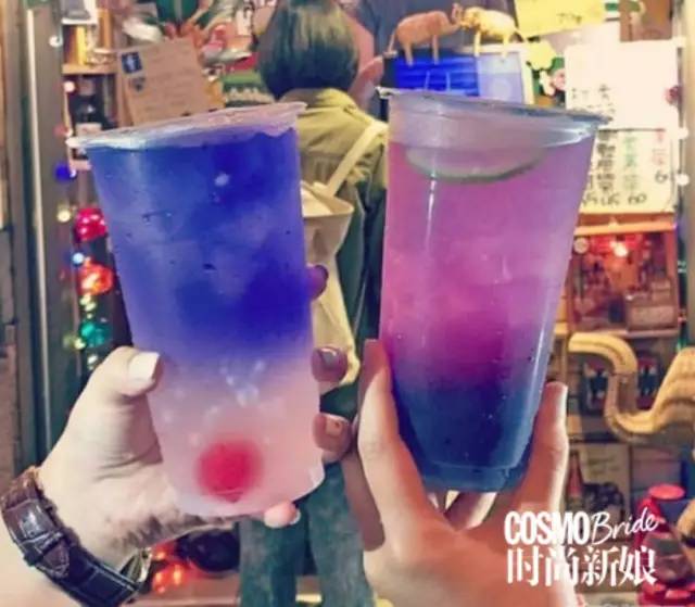 买不到星爸爸的“独角兽”，你也能喝下去彩虹星空的浪漫