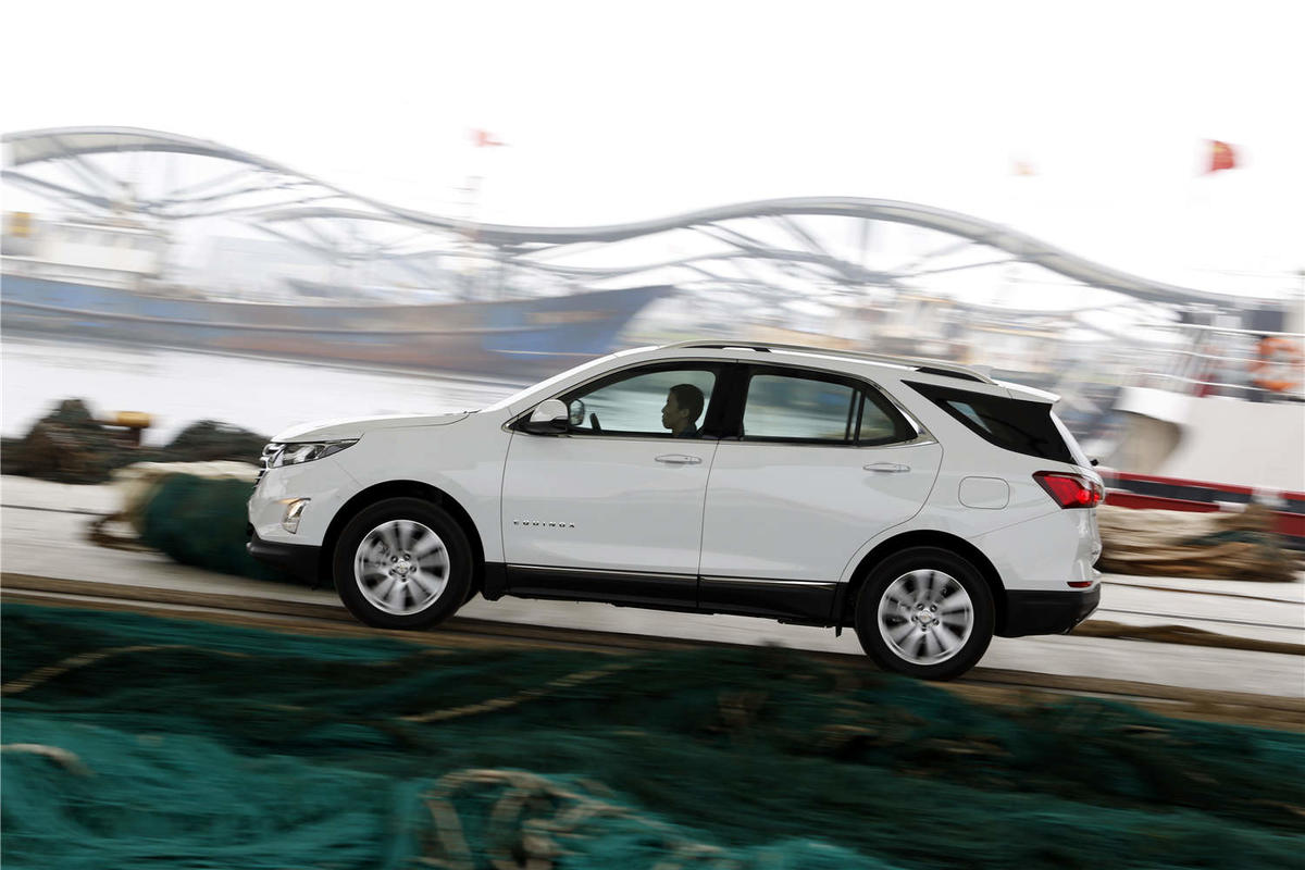 福特锐界和雪佛兰探界者试驾评测,雪佛兰探界者试驾视频1.5t胖哥