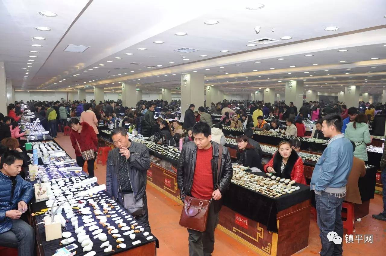 厉害了,大镇平!香港商报登载专版《如花似玉大美镇平》!