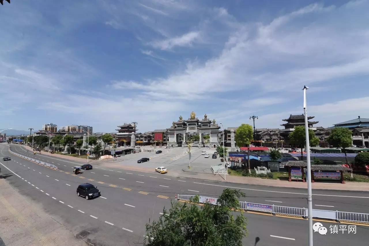 厉害了,大镇平!香港商报登载专版《如花似玉大美镇平》!