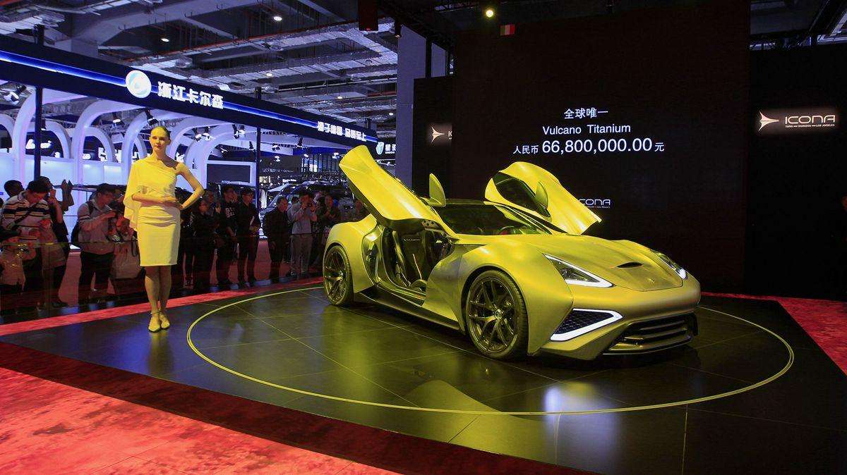 有了这辆超跑，你就能在熊安新区买6栋别墅了，还是带院子的！