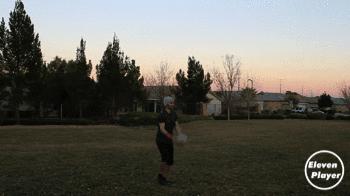 足球高空球落点判断,足球接高空球