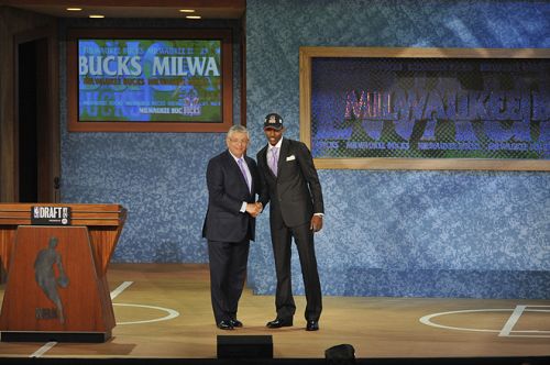 浪子老了唯山河不变,浪子老了唯山河不变什么意思