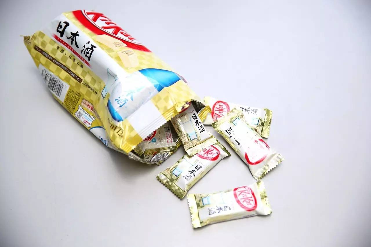 可能是有史以来热量最高的试吃报告了｜KitKat