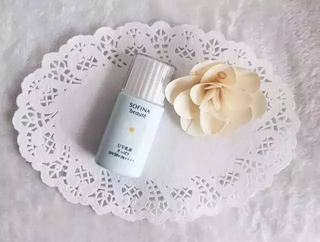 戳进来｜这里有最全的防晒硬货清单，保证你去非洲都晒不黑！