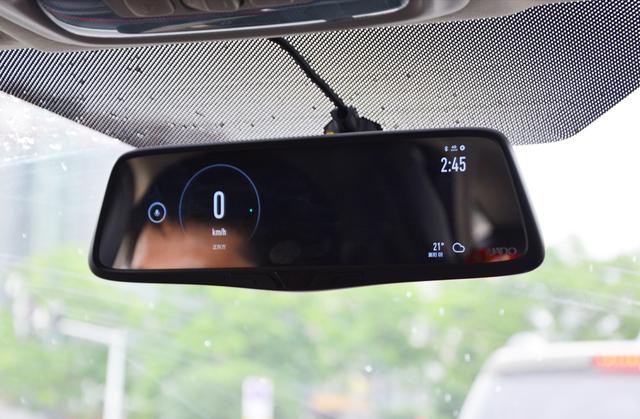 给我一个飞吻歌词,给我一个飞吻英文