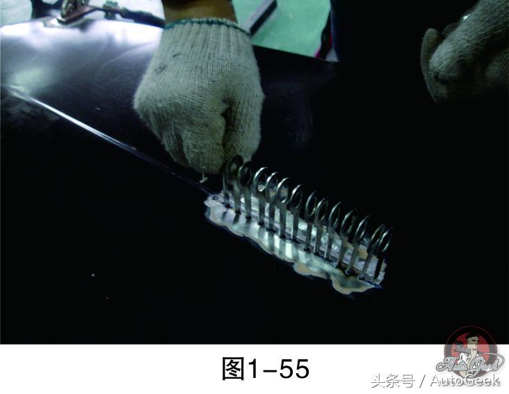 汽车发动机盖钣金凹陷修复,汽车引擎盖钣金修复视频教程