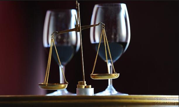 正宗葡萄酒是酸的吗,正宗的葡萄酒酸的