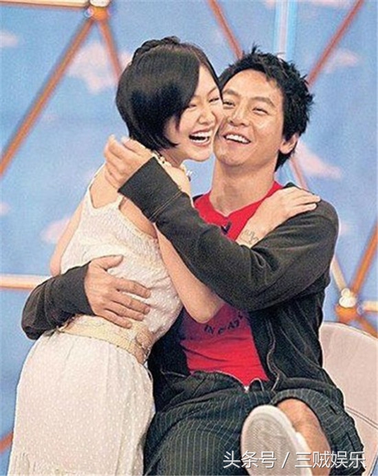 小s给汪小菲含泪发消息,小s给汪小菲洗脚视频