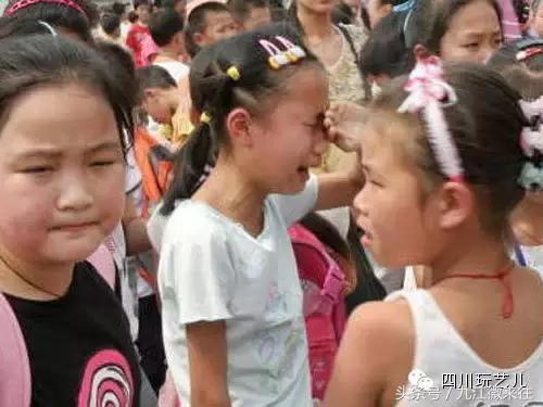 5.12汶川大地震真实影像实录,5.12汶川大地震官方纪录片